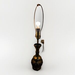 Beautiful‎ Vintage Leviton Brass Table Lamp Tested, Works Well! Free Shipping!